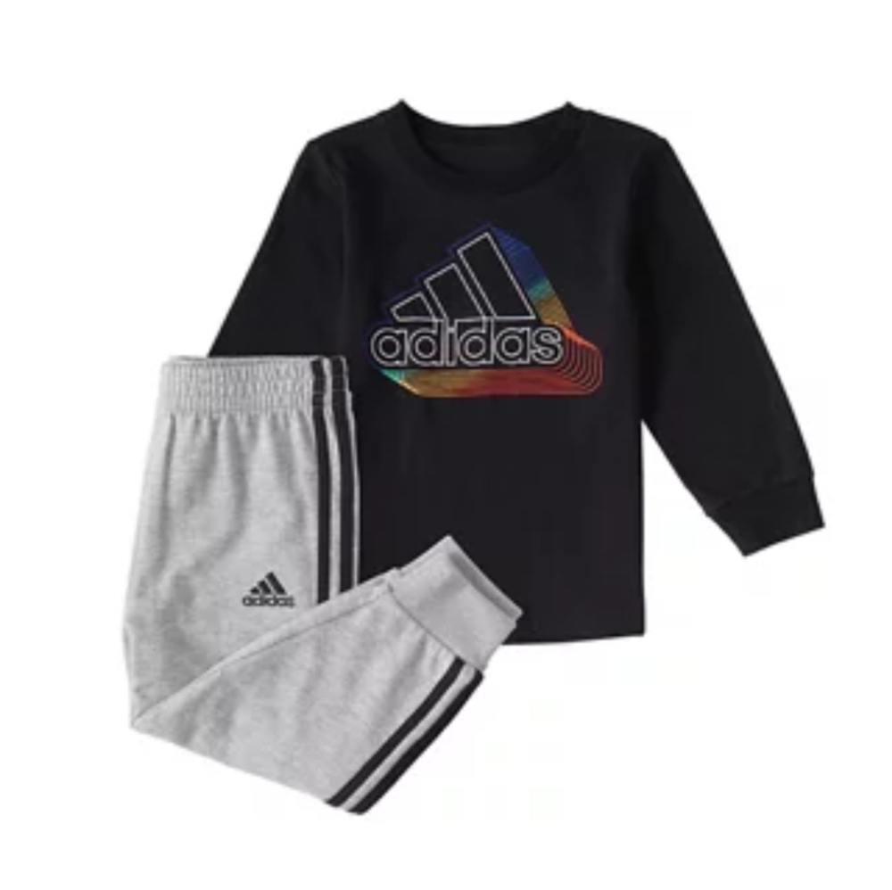 🆕️ Adidas 2 pc Set